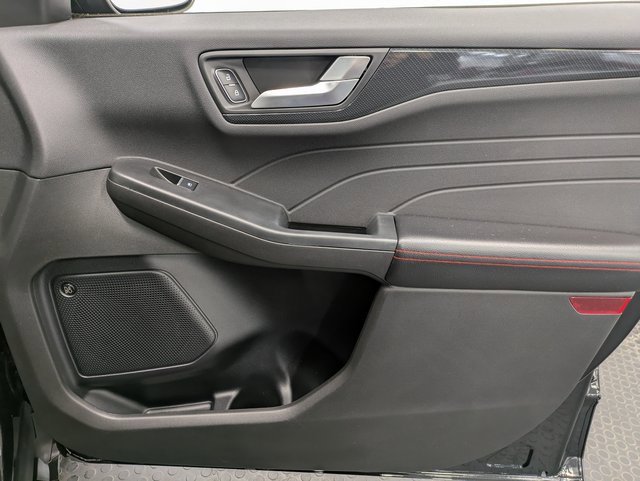 Used 2023 Ford Escape ST-Line Select w/ Tech Pack #2 image 27