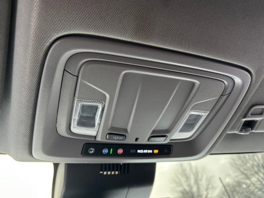 Used 2024 GMC Sierra 3500 Pro image 43