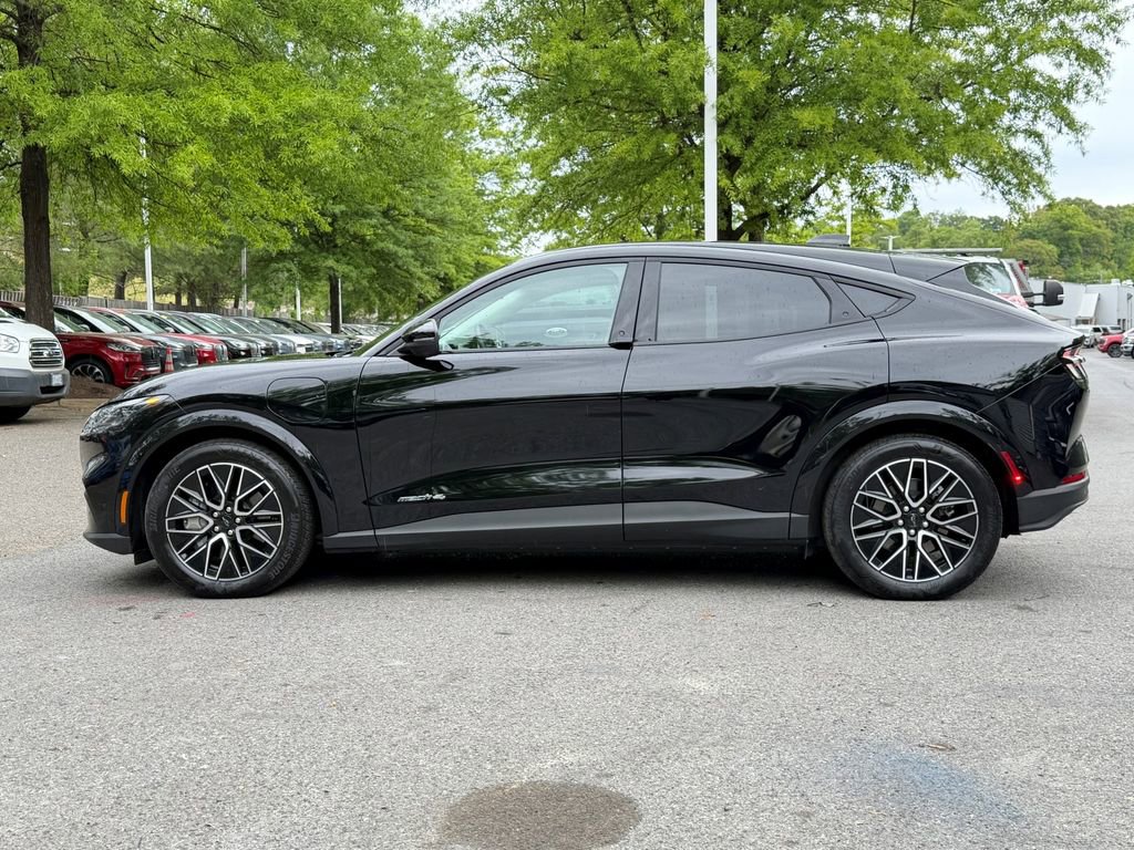 Used 2025 Ford Mustang Mach-E Premium AWD/4WD image 4