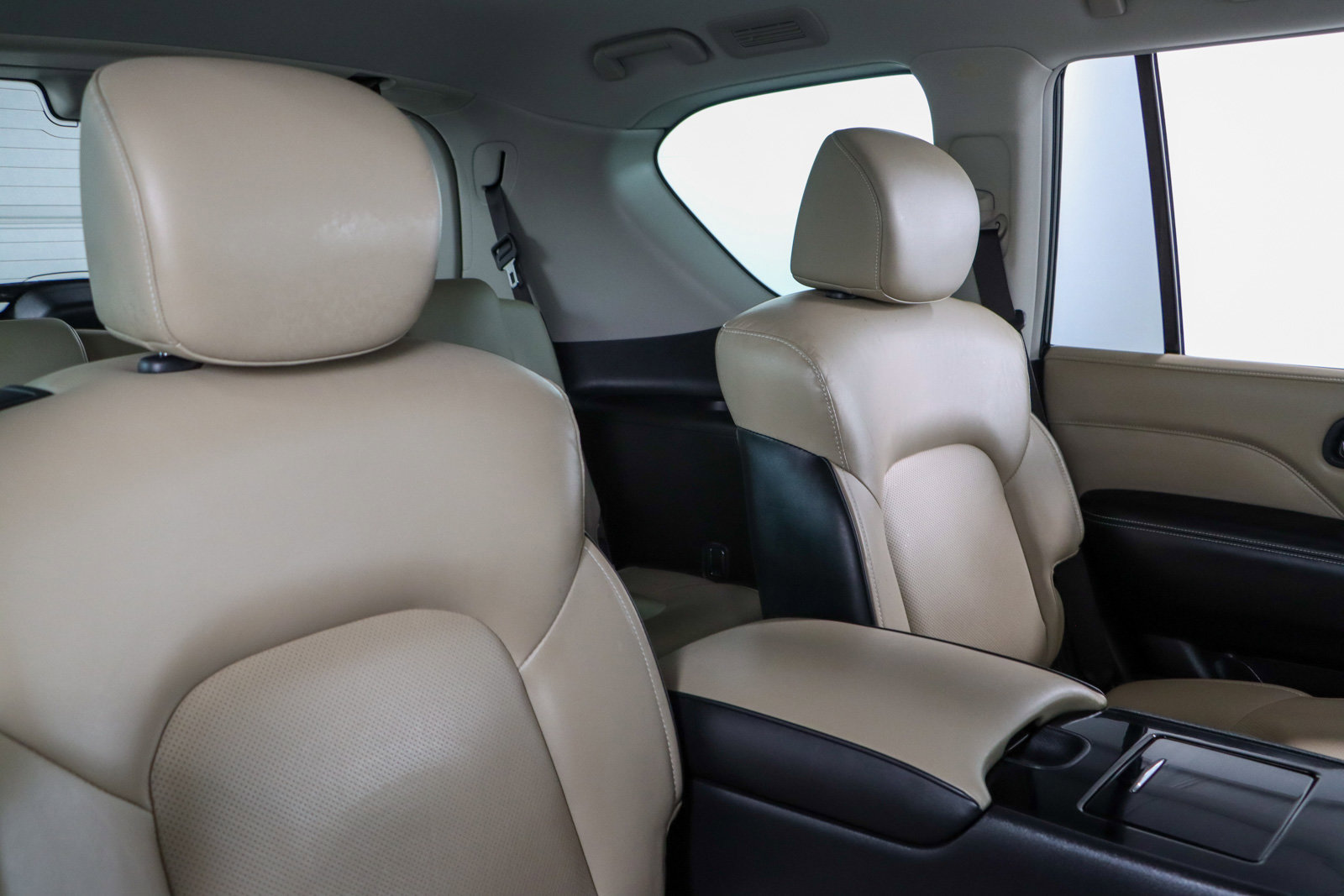 Used 2023 INFINITI QX80 Premium Select w/ Cargo Package image 31