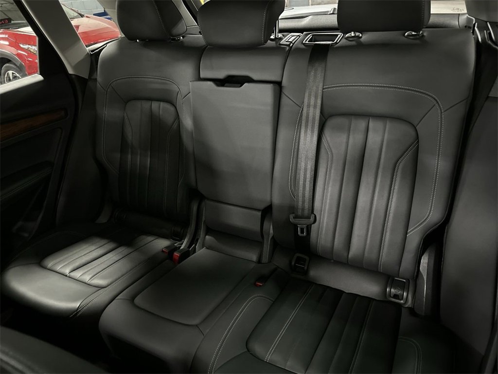 Used 2021 Audi Q5 2.0T Premium Plus w/ Premium Plus Package image 23