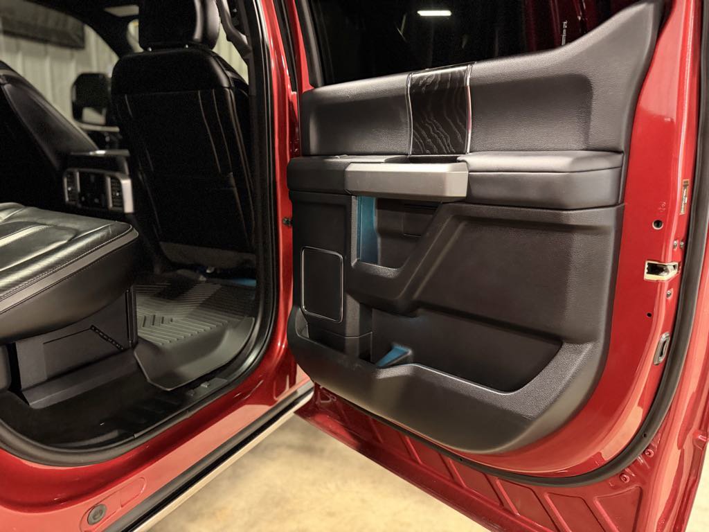 Used 2018 Ford F350 Platinum w/ Platinum Ultimate Package image 29