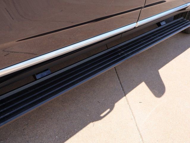 New 2026 GMC Yukon Elevation w/ Elevation Premium Package AWD/4WD image 11