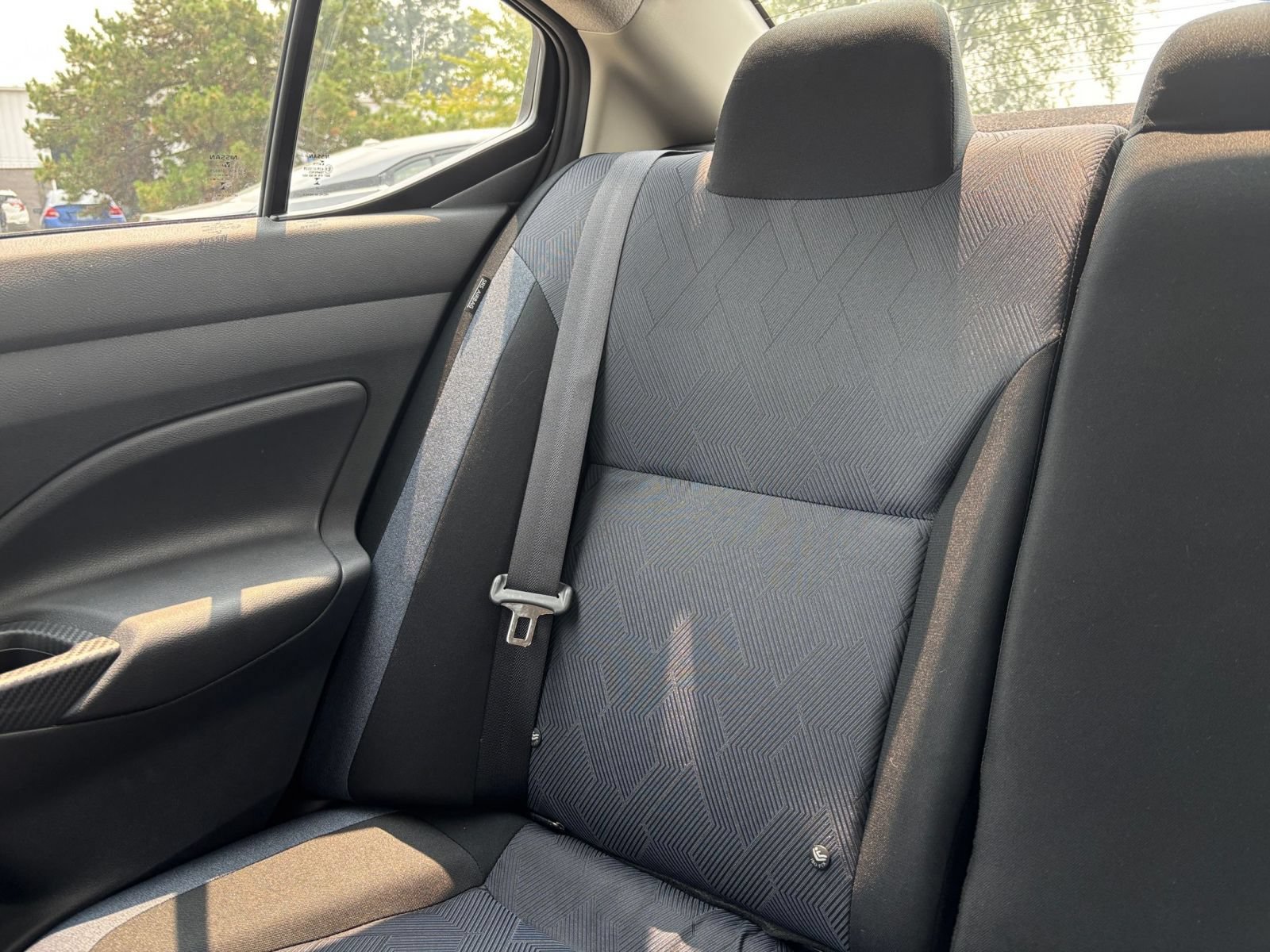 Used 2025 Nissan Versa SV FWD image 37