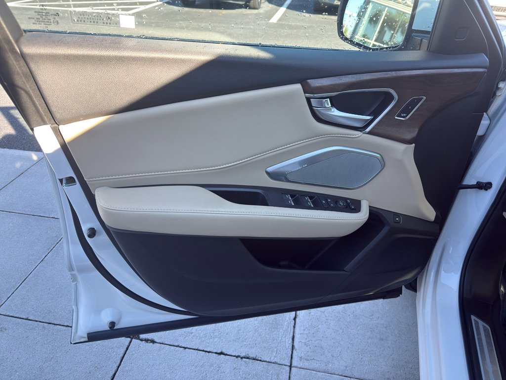 Used 2023 Acura RDX AWD w/ Advance Package image 13