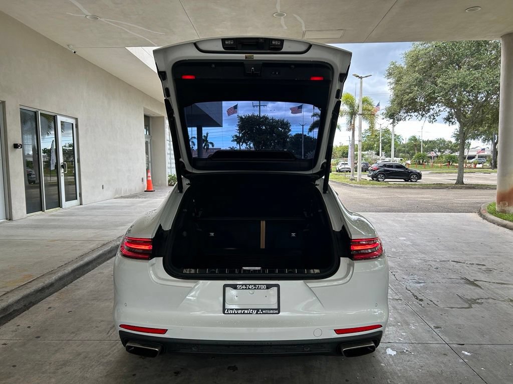 Used 2018 Porsche Panamera w/ Premium Package Plus RWD image 33