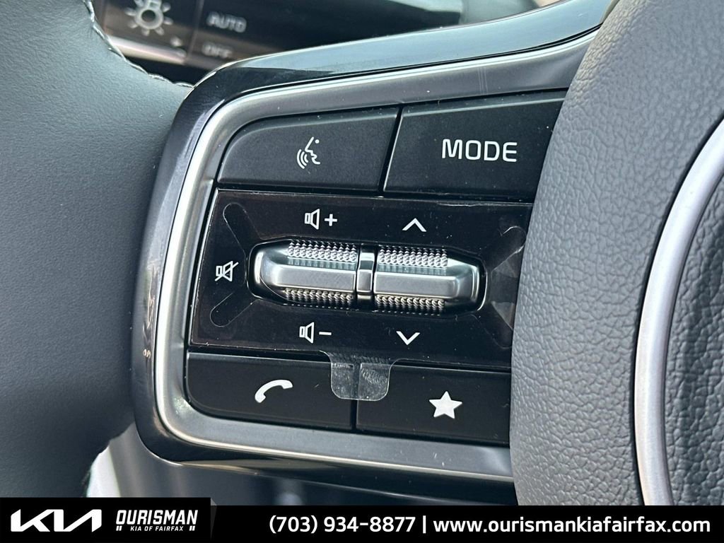 New 2025 Kia Sorento S image 18
