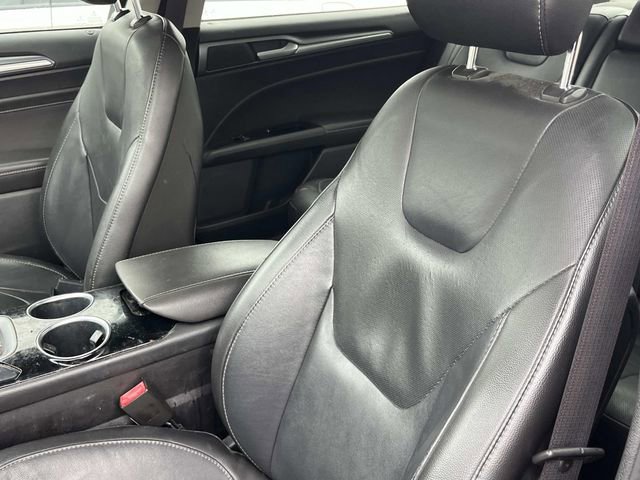 Used 2013 Ford Fusion Titanium w/ Titanium Driver Assist Pkg image 25