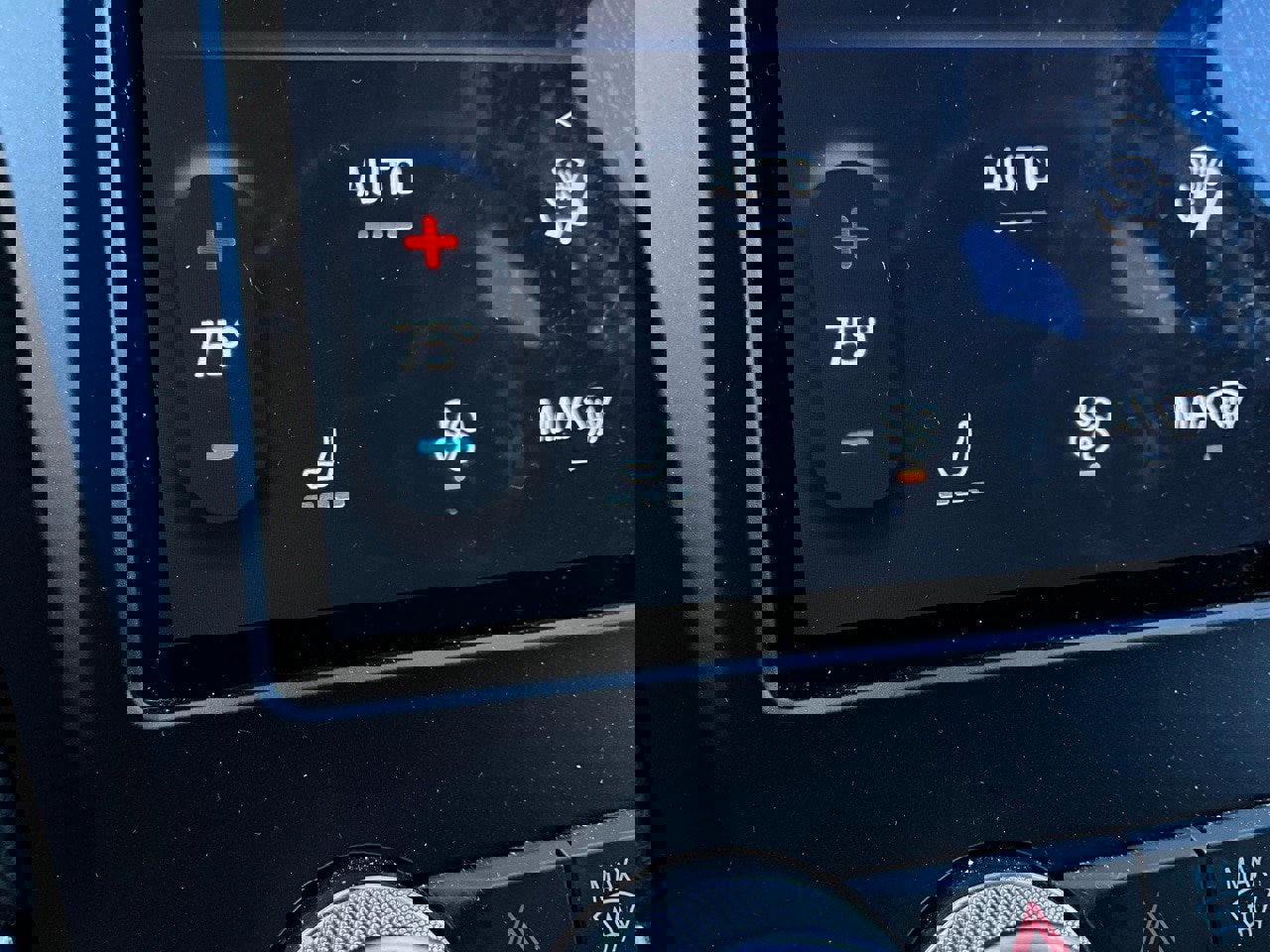 Used 2024 Ford Edge SEL image 26