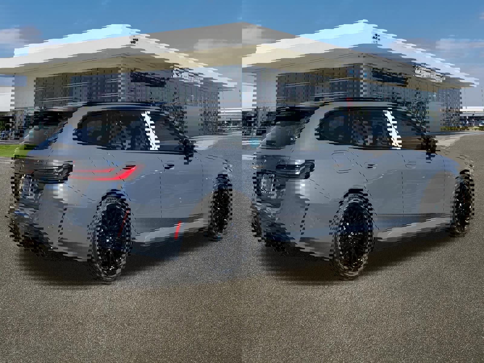 New 2026 BMW M5 Touring image 11