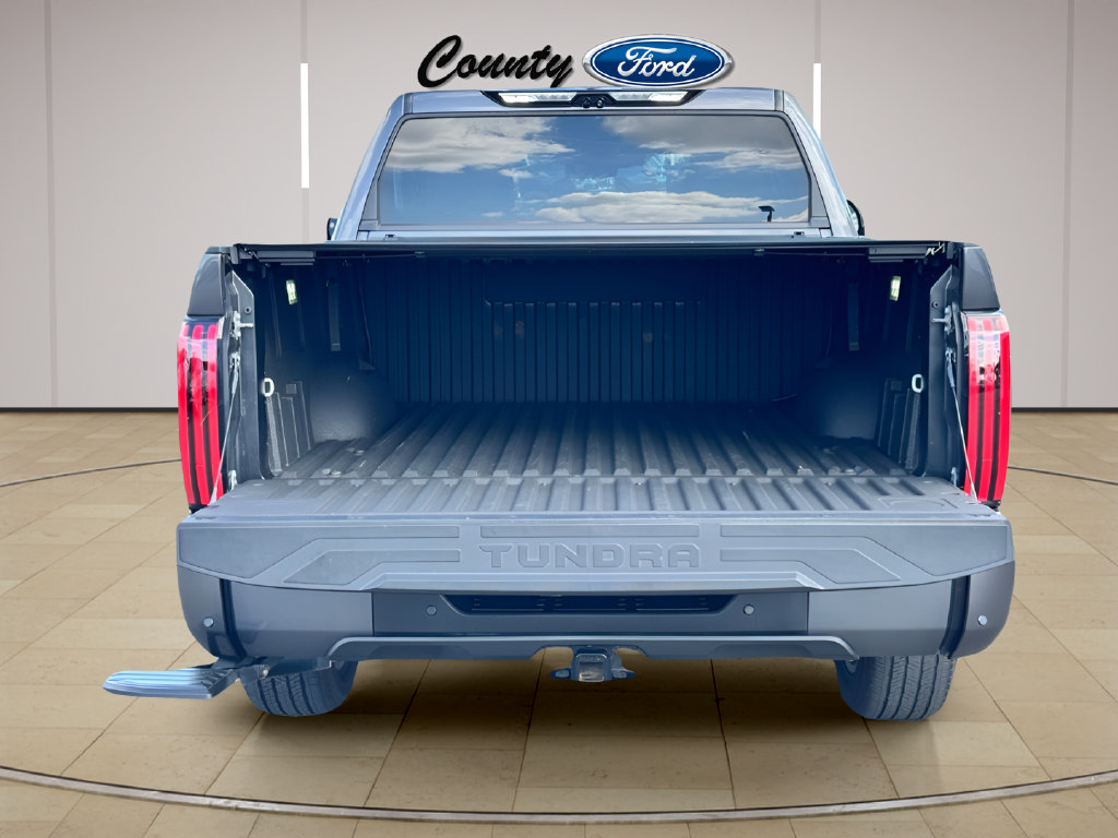 Used 2024 Toyota Tundra Platinum AWD/4WD image 37