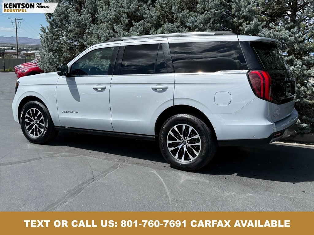 Used 2025 Ford Expedition Platinum image 5