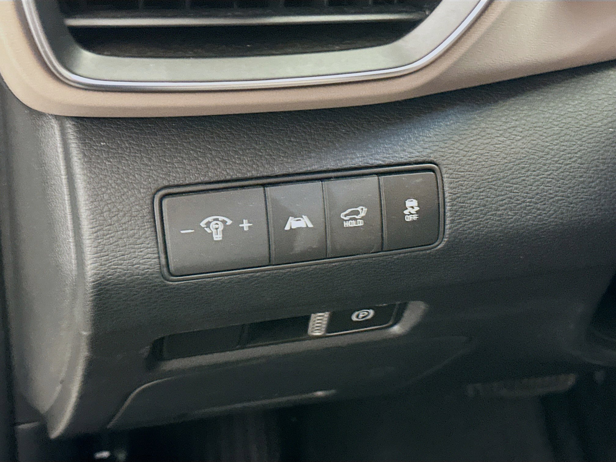 Used 2023 Hyundai Santa Fe SEL image 17