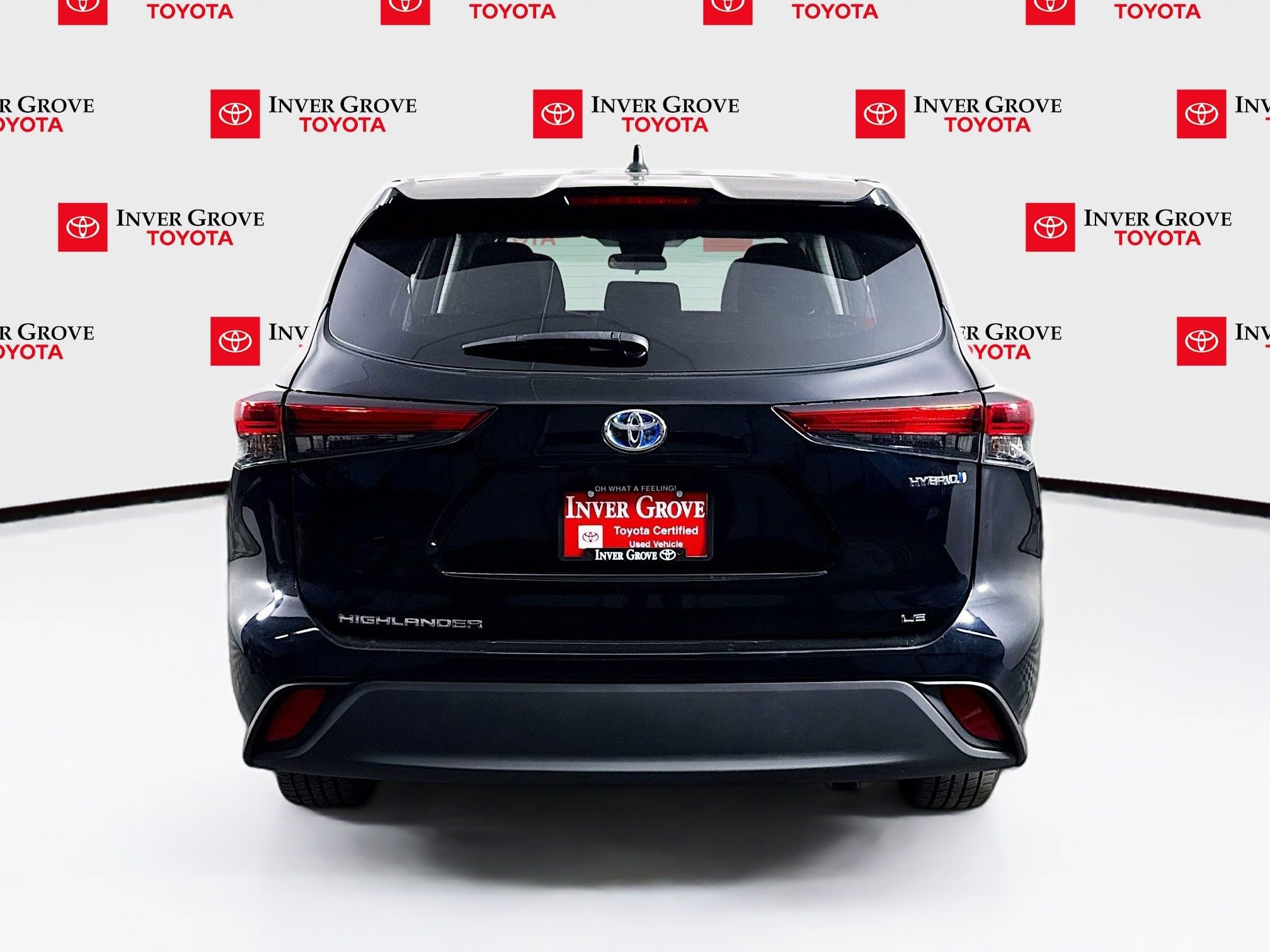 Used 2023 Toyota Highlander LE AWD/4WD image 6