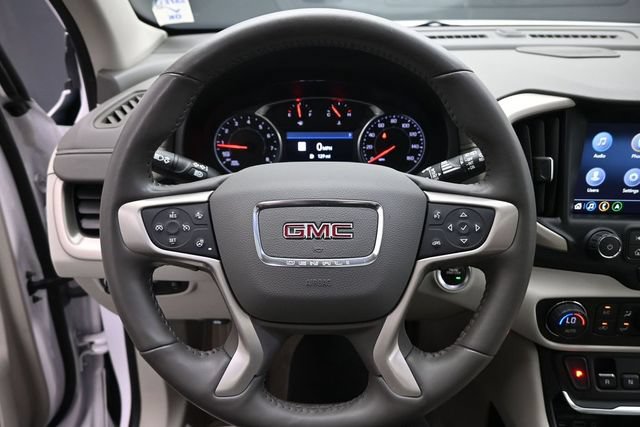 Used 2020 GMC Terrain Denali w/ Denali Premium Package AWD/4WD image 18