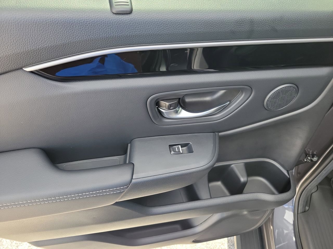 Used 2023 Honda Pilot EX-L image 11