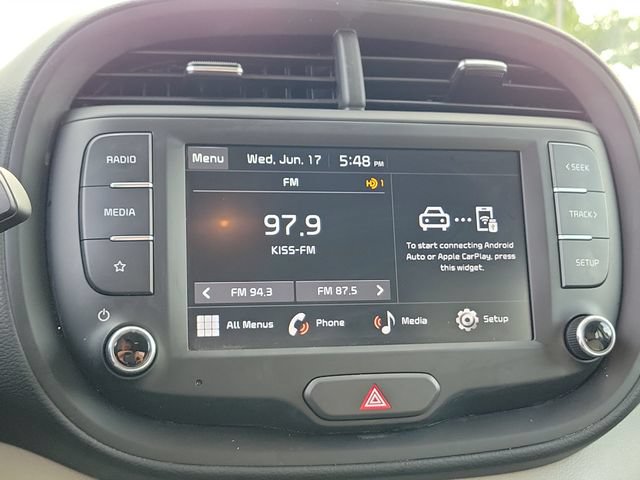Used 2025 Kia Soul LX FWD image 30