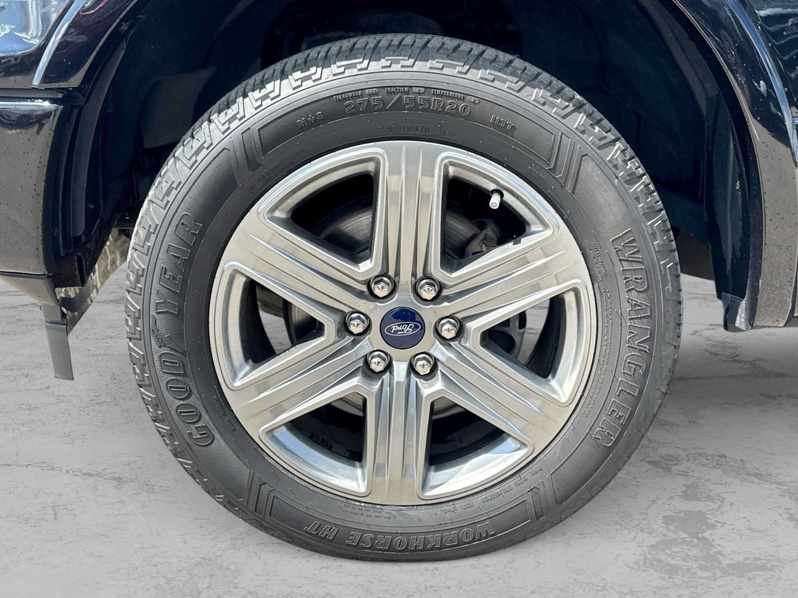 Used 2019 Ford F150 Lariat w/ Equipment Group 502A Luxury AWD/4WD image 13