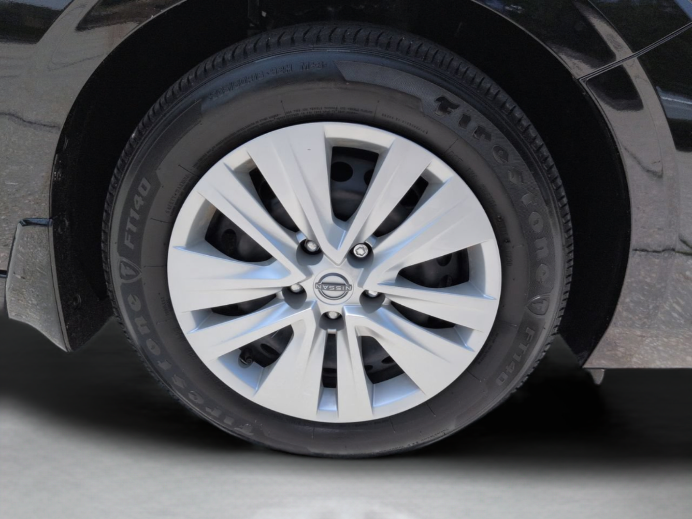 Used 2025 Nissan Sentra S FWD image 13