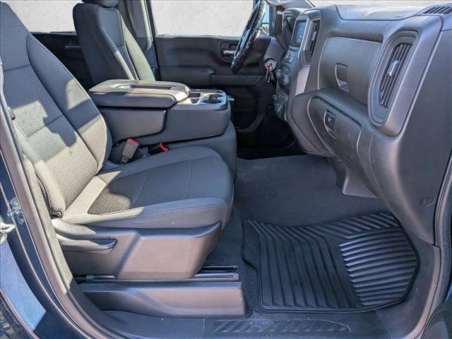 Used 2022 Chevrolet Silverado 2500 Custom w/ Custom Value Package image 19