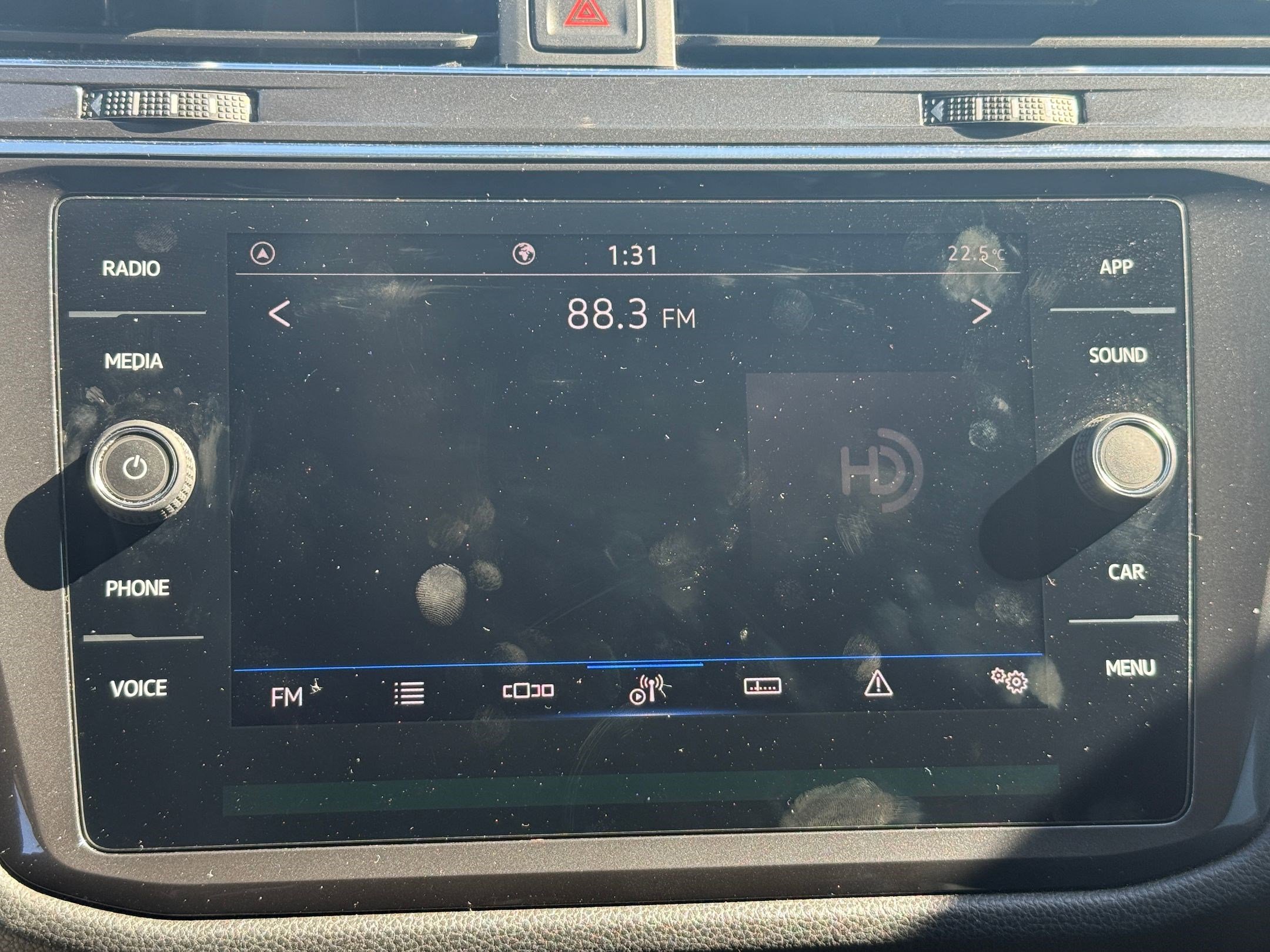 Used 2021 Volkswagen Tiguan SE image 25