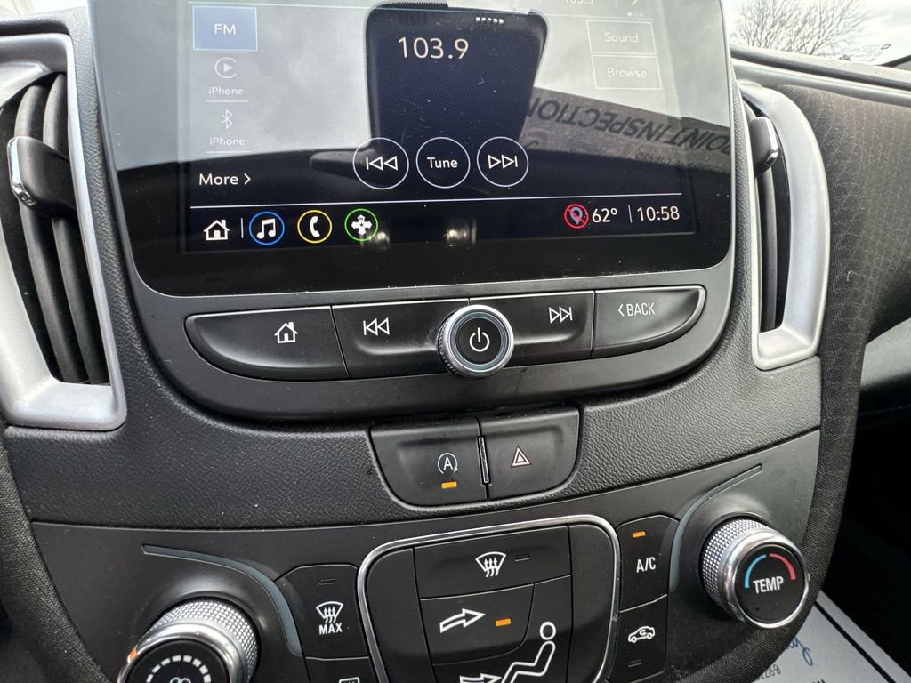 Used 2024 Chevrolet Malibu LS FWD image 17