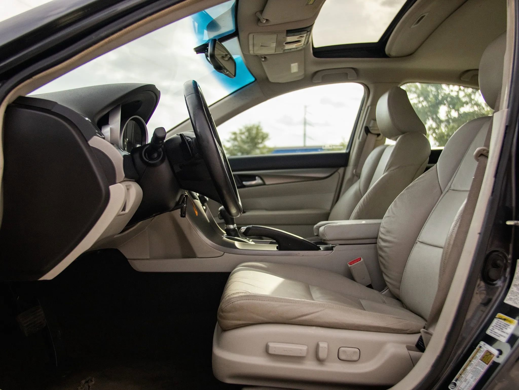 Used 2012 Acura TL image 16