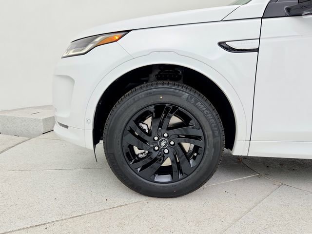 Certified 2025 Land Rover Discovery Sport S image 29