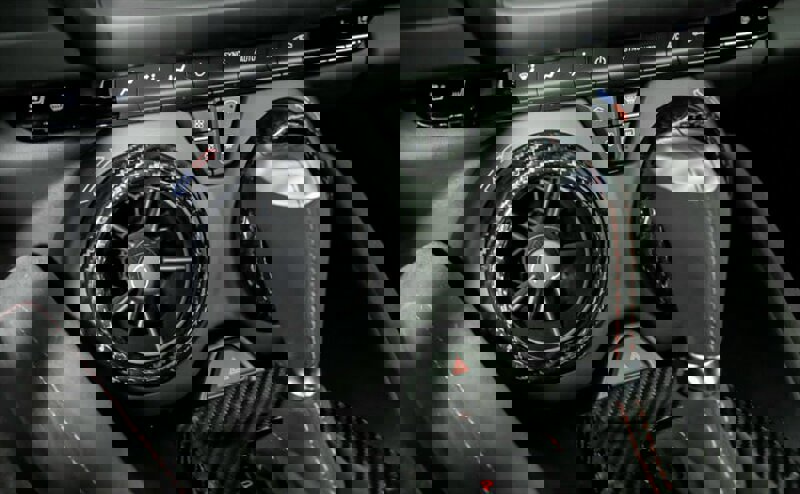 Used 2020 Chevrolet Camaro ZL1 image 32