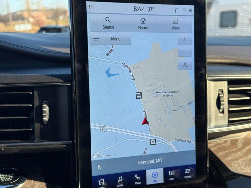 Used 2023 Ford Explorer Platinum w/ Technology Package AWD/4WD image 22