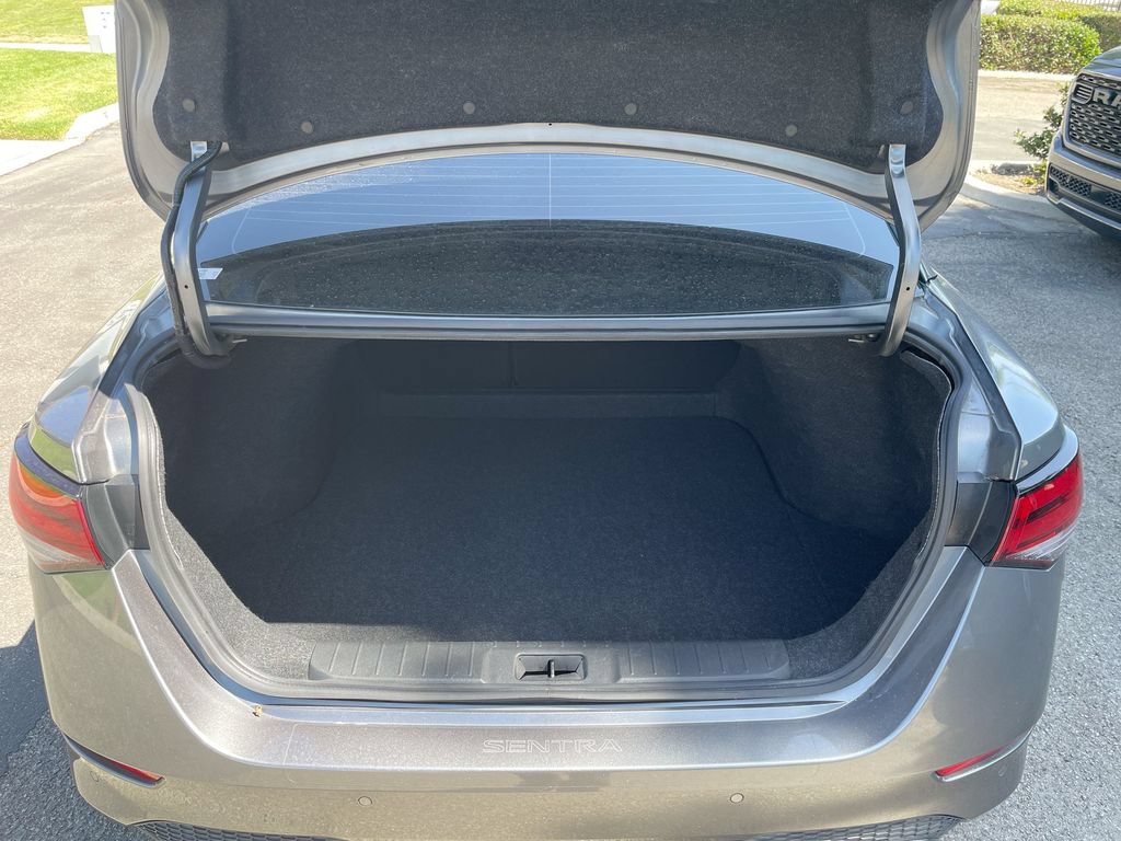 Used 2020 Nissan Sentra SV FWD image 19