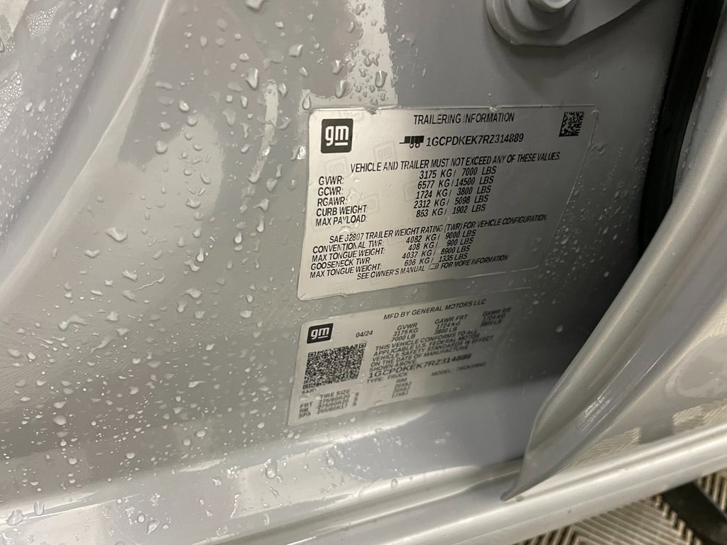 Used 2024 Chevrolet Silverado 1500 LT image 35