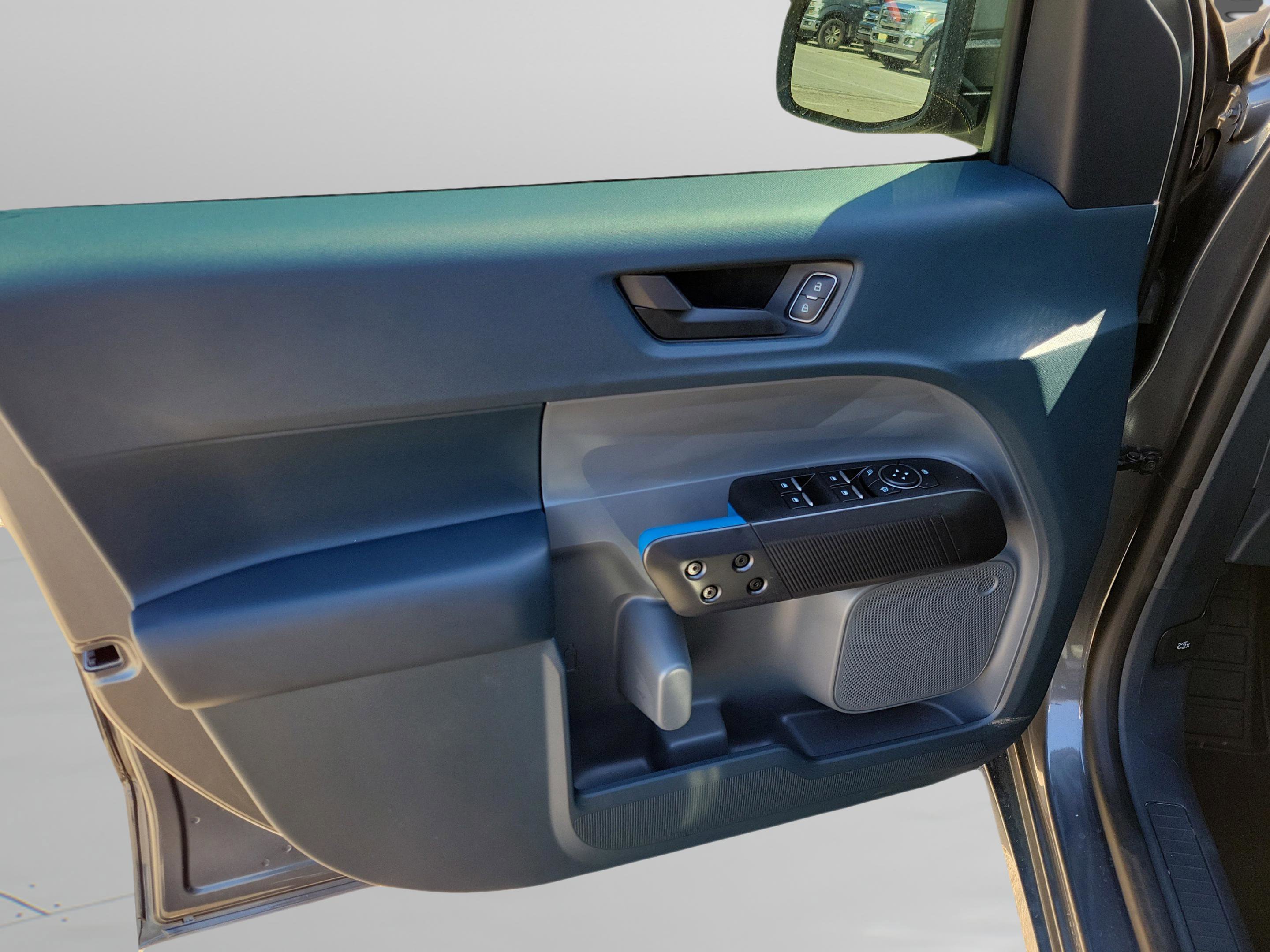 New 2026 Ford Maverick Lobo image 6