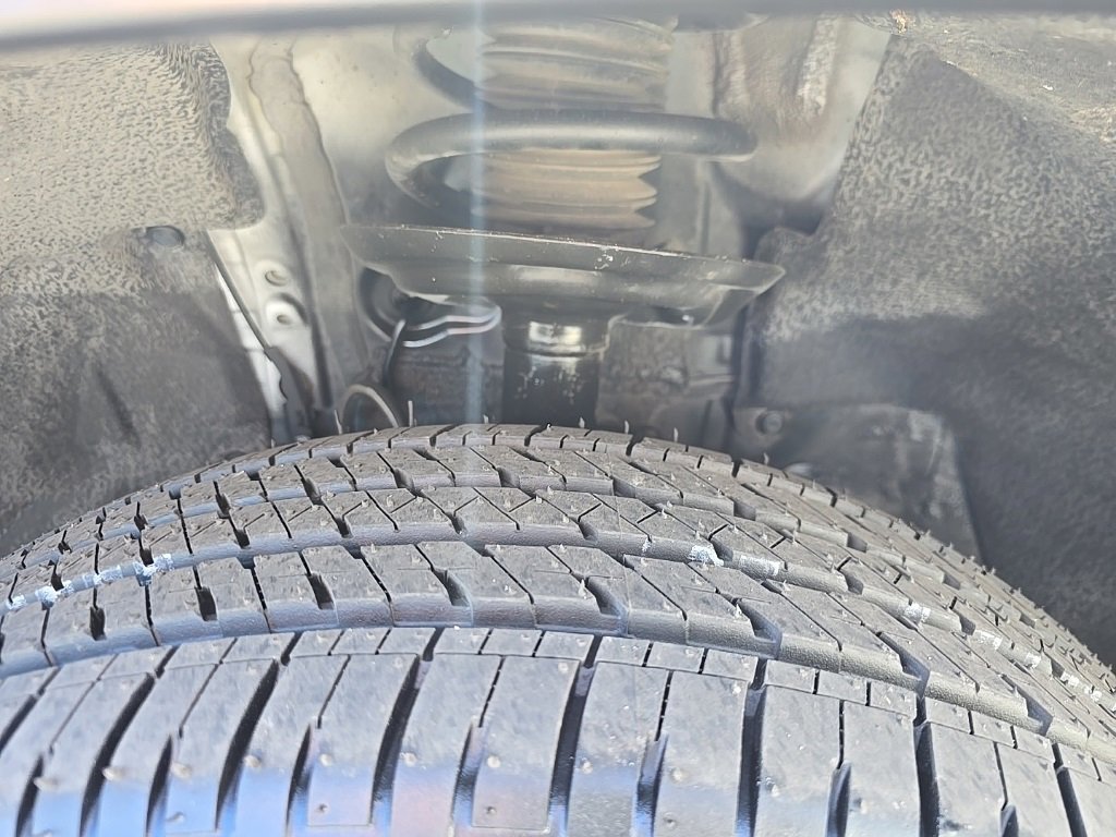 Used 2022 Toyota RAV4 LE image 25