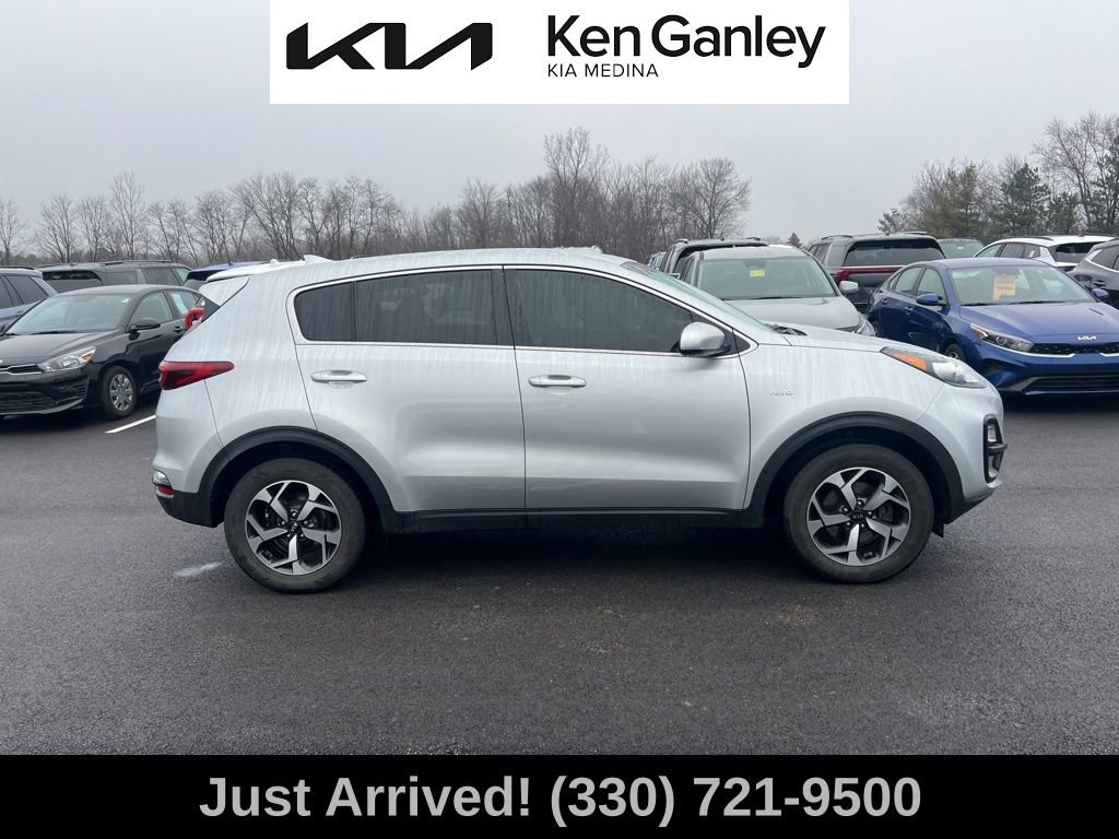 Used 2020 Kia Sportage LX image 4