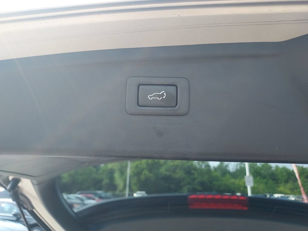 Used 2017 Subaru Outback 2.5i Limited AWD/4WD image 33