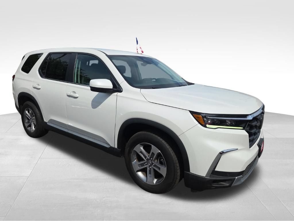 Used 2023 Honda Pilot EX-L image 3