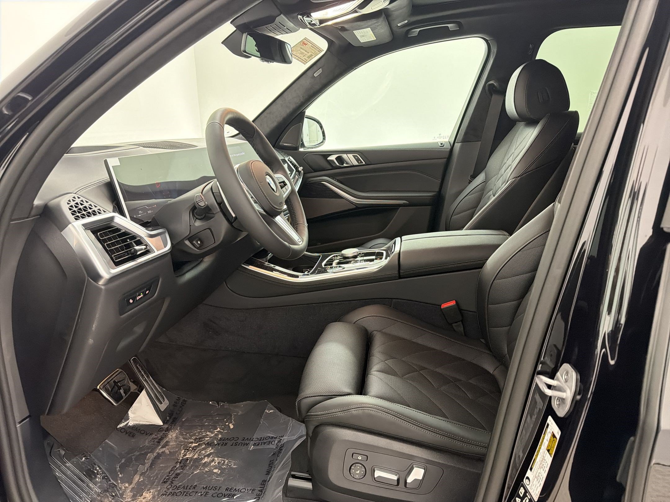 New 2026 BMW X5 xDrive40i w/ M Sport Package AWD/4WD image 5