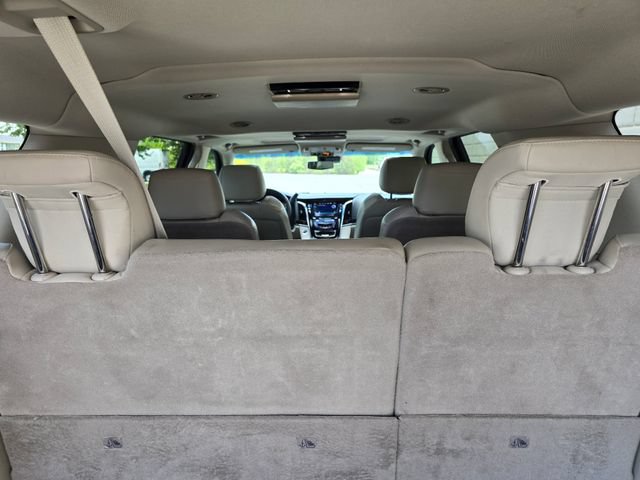 Used 2018 Cadillac Escalade ESV Premium Luxury AWD/4WD image 56