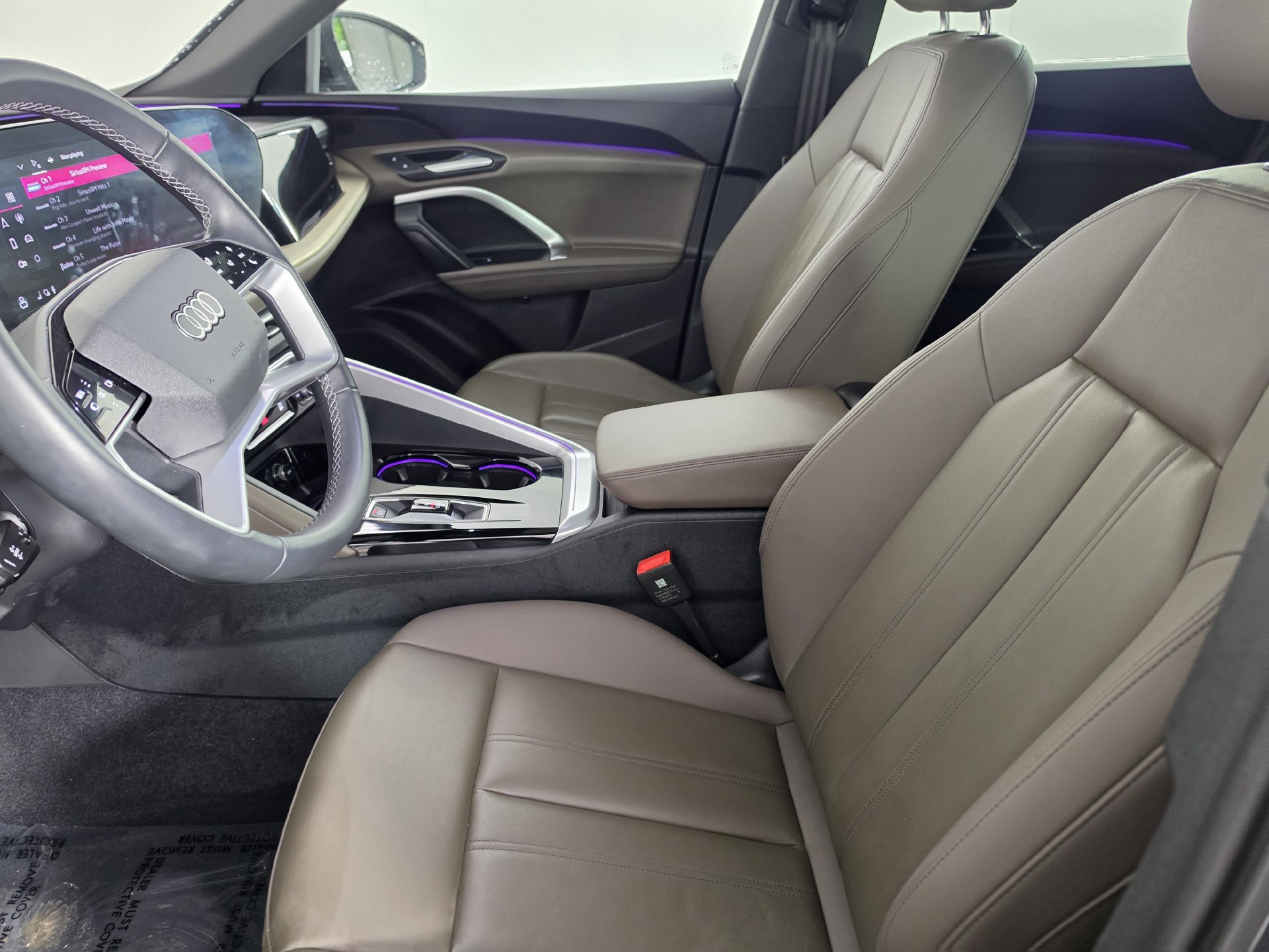 Certified 2025 Audi Q5 Premium w/ Convenience Package AWD/4WD image 3