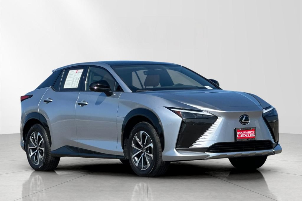 Used 2023 Lexus RZ 450e Premium w/ Technology Package AWD/4WD image 8