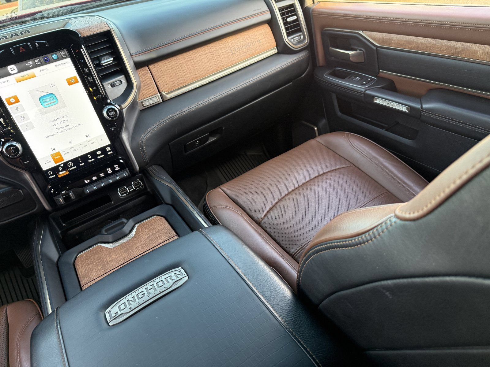 Used 2022 RAM 2500 Limited AWD/4WD image 17