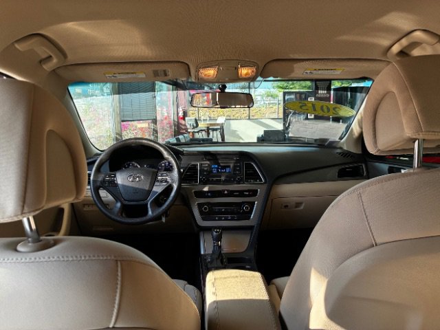 Used 2015 Hyundai Sonata SE FWD image 27