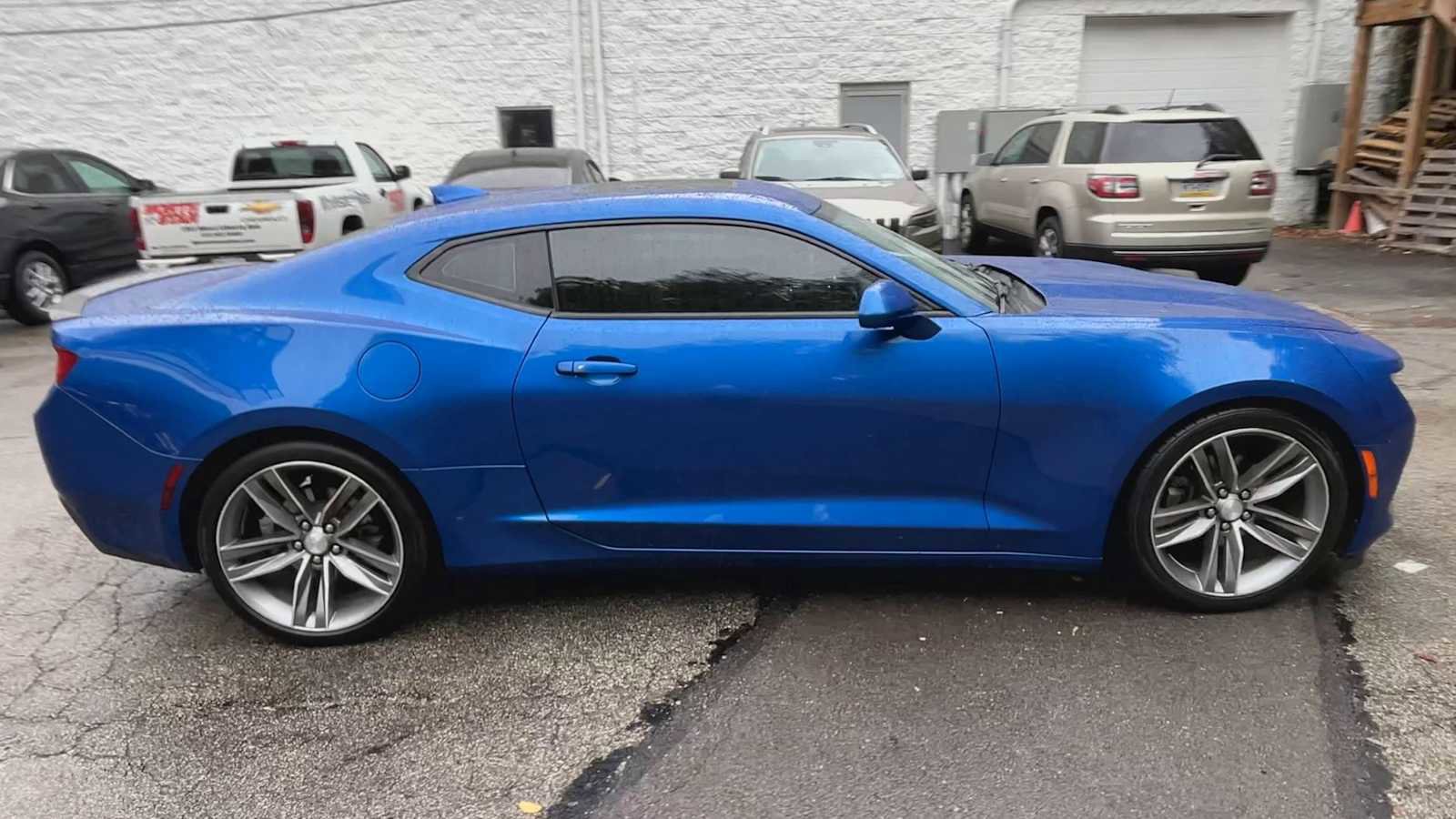 Used 2016 Chevrolet Camaro LT w/ RS Package image 9