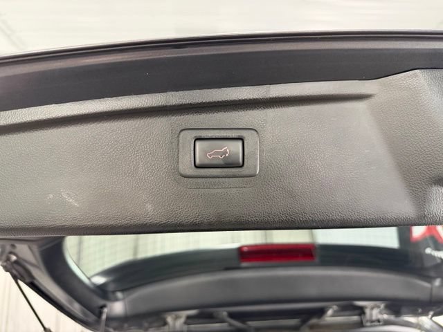 Used 2019 Subaru Outback 3.6R Limited AWD/4WD image 20