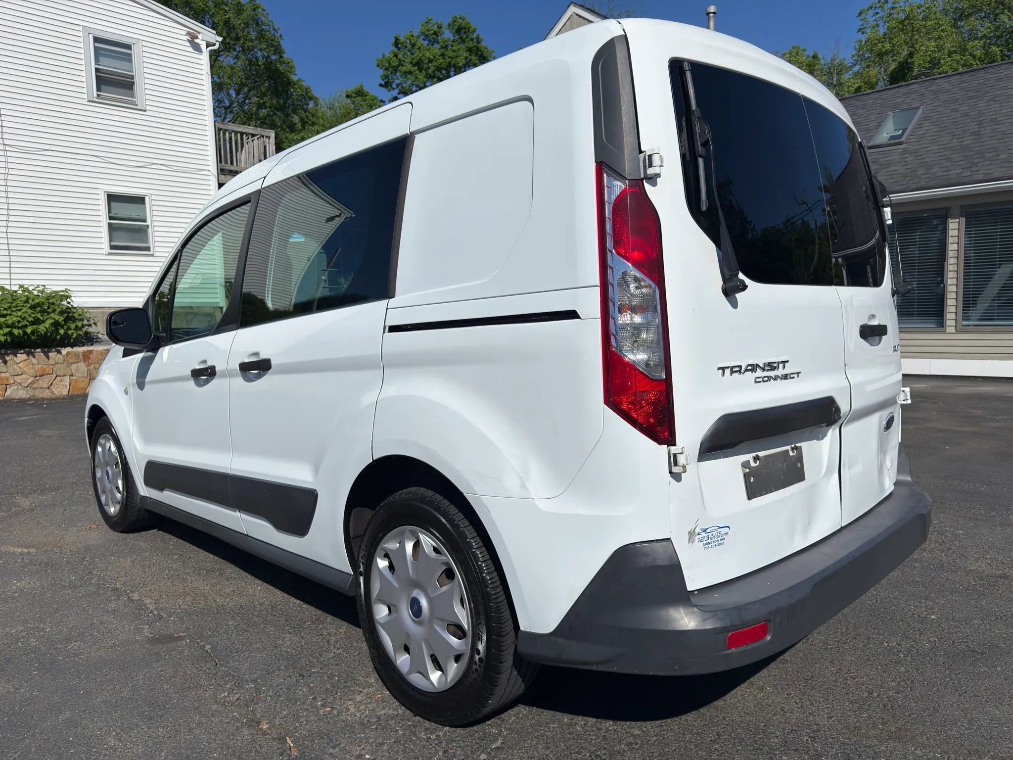 Used 2016 Ford Transit Connect XLT FWD image 5
