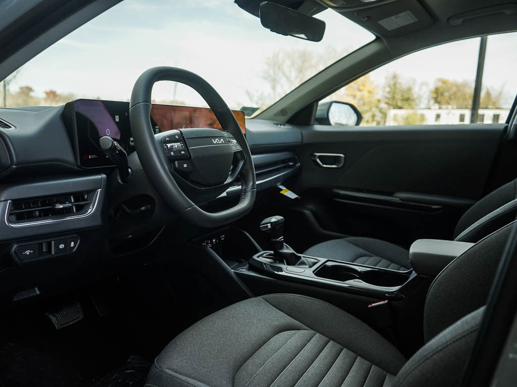 New 2025 Kia K4 EX image 16