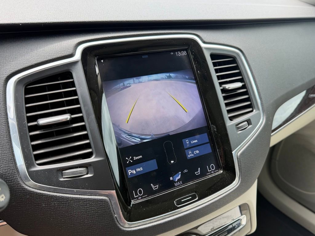 Used 2019 Volvo XC90 T5 Momentum FWD image 21