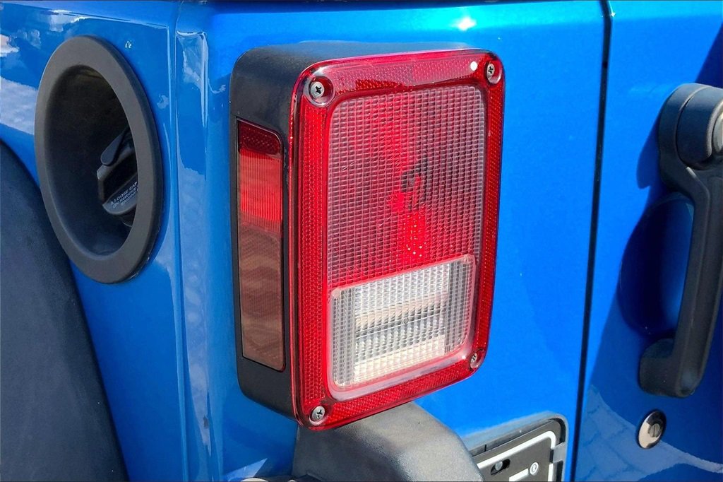 Used 2016 Jeep Wrangler Unlimited Sport w/ Quick Order Package 24S image 19