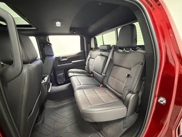 Certified 2024 Chevrolet Silverado 1500 High Country w/ High Country Premium Package AWD/4WD image 24